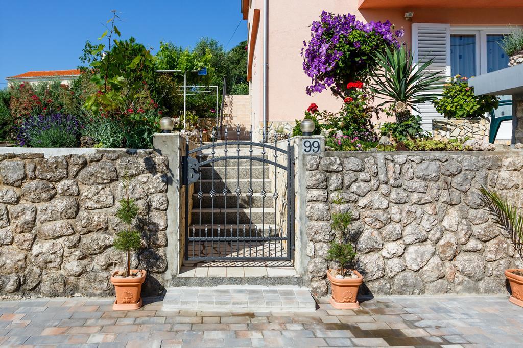 Apartamento Anica *