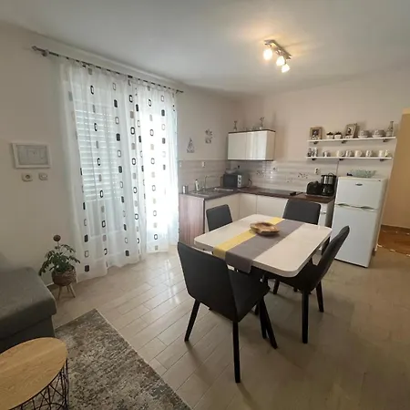 Apartmani Anica Risika Exterior photo